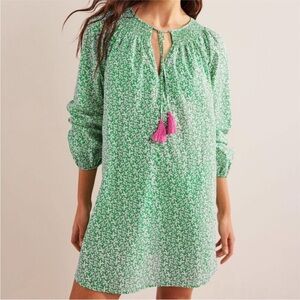 NWT Smocked Neck Beach Kaftan Green Printed Size 2